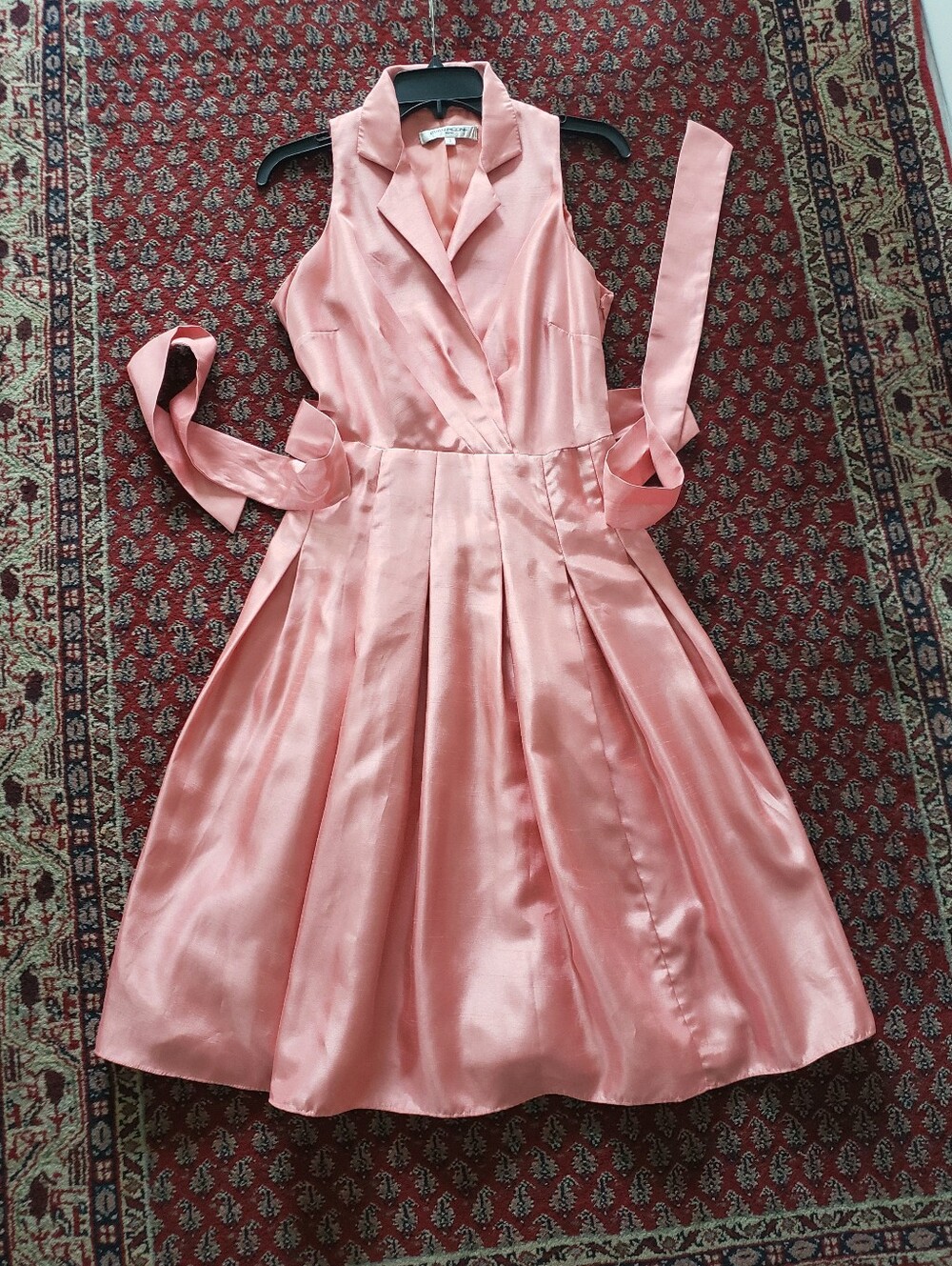 Evan-Picone Peachy Pink Satin Fit & Flare Pleated Tuxedo Dress Size 10